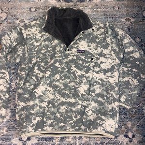 Patagonia Reversible Sweatshirt Fleece